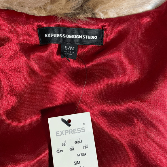 Express Faux Fur Leopard Print Capelet Burgundy Satin Lining Brooch Enclosure - Picture 9 of 13